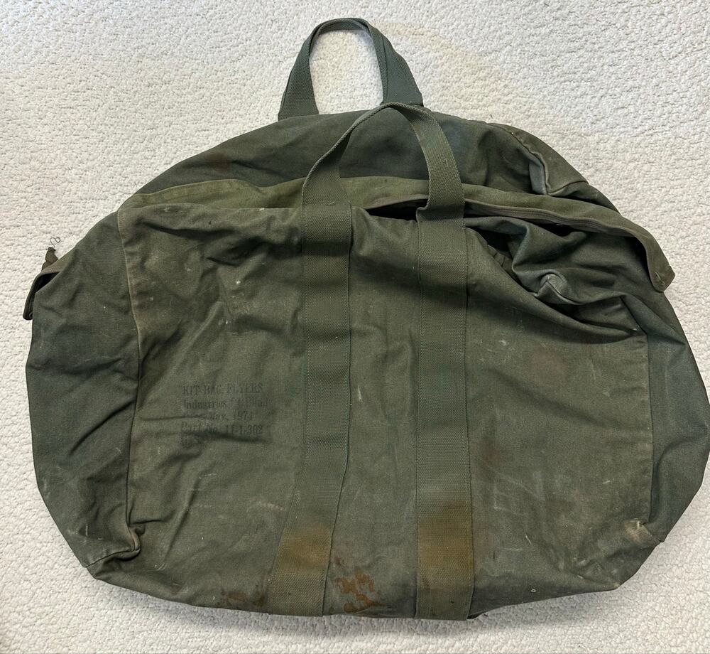 Vintage 1974 US Military Flyers Kit Bag